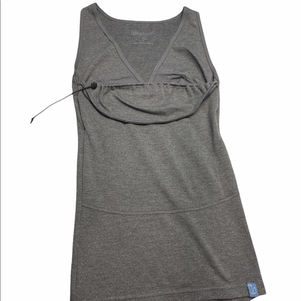 Lulubu Maternity Soothe Shirt with pouch extender. Size M - Picture 4 of 9